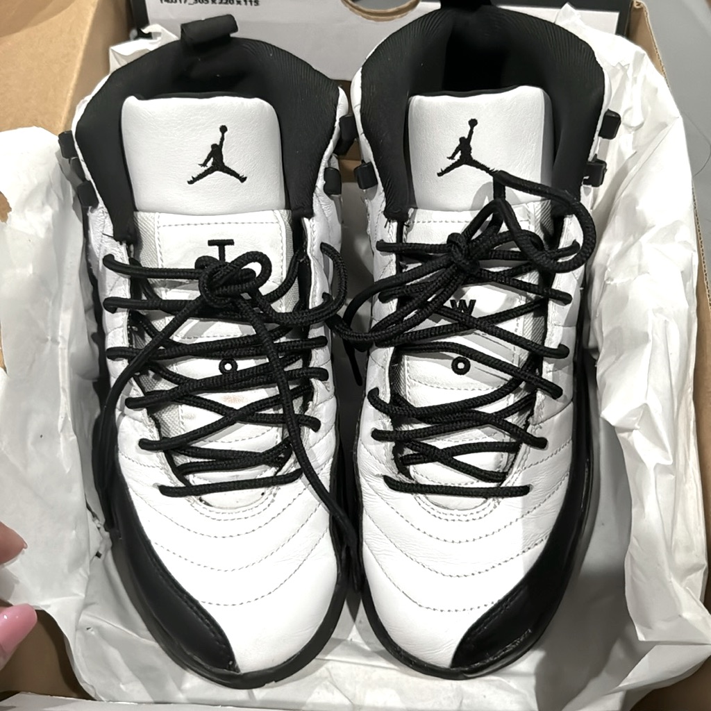 Black And White 6y 12 Jordan Retros. Women Size 8.
